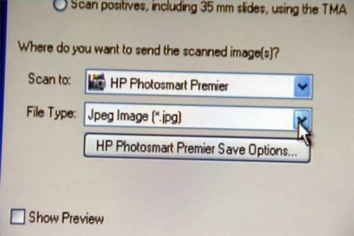 Wie Sie Fotos in einen Computer scannen