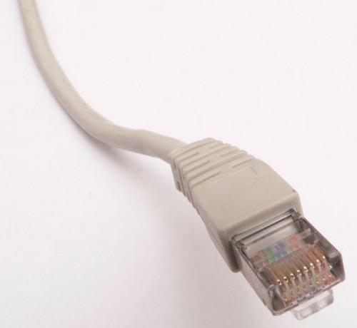 Hardware-Anforderungen zum Erstellen eines grundlegenden Ethernet-Netzwerks